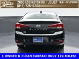 Used 2019 Hyundai Elantra Limited image 6