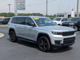 Used 2023 Jeep Grand Cherokee L Limited w/ Black Appearance Package image 3