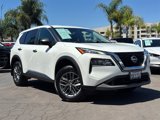 Used 2022 Nissan Rogue S image 2