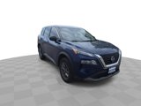 Used 2022 Nissan Rogue S image 2