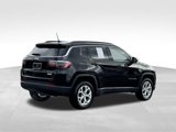 Used 2024 Jeep Compass Latitude image 5