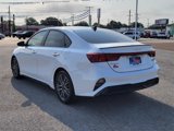 Used 2023 Kia Forte GT-Line image 5