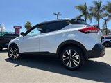 Used 2018 Nissan Kicks SV image 3