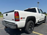 Used 2005 GMC Sierra 1500 SLE w/ Safe And Sound Package image 5