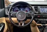 Used 2017 Kia Sedona LX w/ LX Essentials Premium Package image 5
