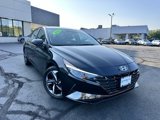 Used 2023 Hyundai Elantra Limited image 3