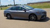 Used 2023 Toyota Camry SE image 2