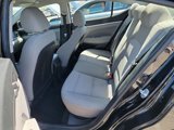 Used 2019 Hyundai Elantra SEL image 2