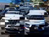 Used 2022 Jeep Grand Cherokee Laredo w/ Luxury Tech Group I image 2