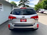 Used 2015 Kia Sorento LX image 6