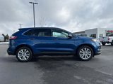 Used 2022 Ford Edge Titanium image 2