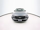 New 2025 Hyundai Tucson SE image 2