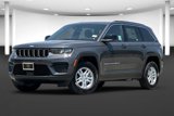 New 2025 Jeep Grand Cherokee Laredo image 2