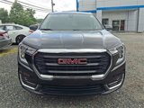 Used 2024 GMC Terrain SLE image 2