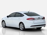 Used 2018 Ford Fusion SE image 2