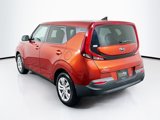 Used 2021 Kia Soul LX image 5