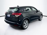 Used 2022 Honda HR-V LX image 5