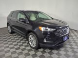 Used 2022 Ford Edge Titanium image 2