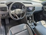 Used 2020 Volkswagen Atlas Cross Sport SEL R-Line image 4