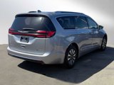 Used 2021 Chrysler Pacifica Touring-L image 5