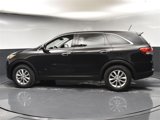 Certified 2018 Kia Sorento L image 4