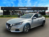 Used 2022 Nissan Altima 2.5 SV image 2