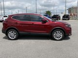 Used 2021 Nissan Rogue Sport SV image 3