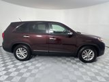 Used 2015 Kia Sorento LX image 4