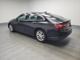 Used 2017 Chevrolet Malibu LT image 3