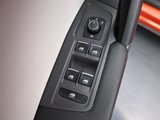 Used 2018 Volkswagen Tiguan SEL image 3
