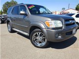 Used 2005 Toyota Sequoia SR5 image 2