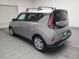Used 2023 Kia Soul LX image 5