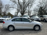Used 2014 Volkswagen Jetta SE image 2