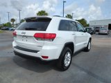 Used 2019 Jeep Grand Cherokee Laredo image 2