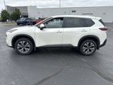 Used 2023 Nissan Rogue SV image 3