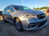 Used 2021 Chrysler Pacifica Touring-L image 3
