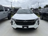 Used 2024 Chevrolet Trax RS w/ Driver Confidence Package image 2