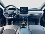 New 2025 Jeep Compass Latitude image 3