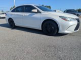 Used 2017 Toyota Camry SE image 2