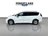 Used 2022 Chrysler Pacifica Touring-L image 4