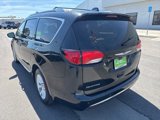 Certified 2020 Chrysler Pacifica Limited image 3