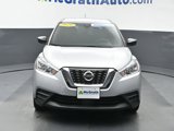 Used 2020 Nissan Kicks S image 3