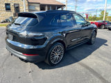 Used 2023 Porsche Cayenne Platinum Edition image 5