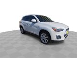 Used 2014 Mitsubishi Outlander Sport SE image 2