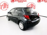 Used 2017 Toyota Yaris L image 5