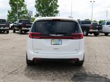 Used 2022 Chrysler Pacifica Touring-L image 4