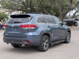Used 2019 Toyota Highlander LE image 3