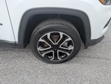 Used 2022 Jeep Compass Limited image 4