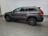 Used 2017 Jeep Grand Cherokee Limited w/ Luxury Group II image 3