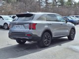 Used 2021 Kia Sorento S image 6
